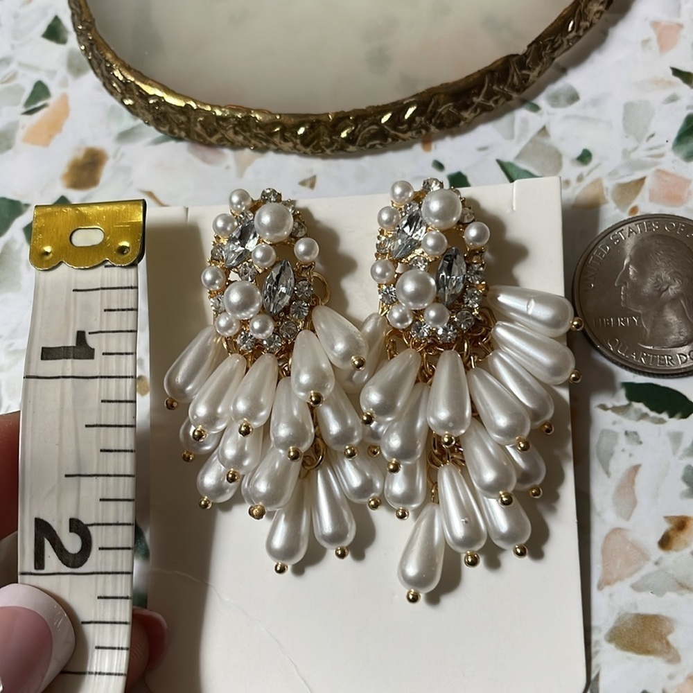 Pearl Cluster Crystal Dangle Earrings - Picture 11 of 14
